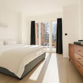 2 Bedroom Apartment with Terrace, Tram and Bus in Front