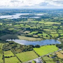 Lakeside Cottage, hotel v destinaci Longford