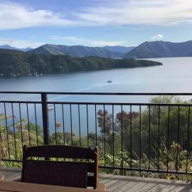 Allports Sea view Apartment with Spa pool, hotel a Waikawa