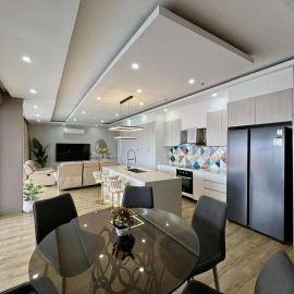 Chequers Suites Subic Bay, viešbutis mieste Olongapa