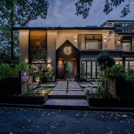 Blooming Lotus Hostel