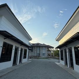 DVilla, hotel sa Tangkak