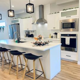 The Downtown Oasis - A Spacious Family Friendly 3 Bedroom House Close to Everything, hótel í Edmonton