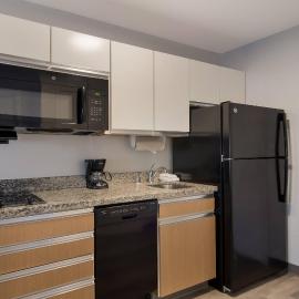 MainStay Suites Raleigh - Cary, отель в Роли