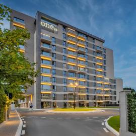 ONE66 - Luxury Aparthotel, отель в Брашове