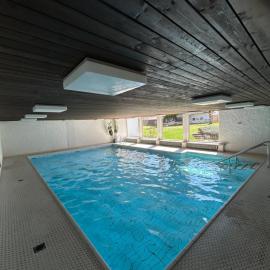 Allgäu Loft Obermaiselstein mit Privatsauna, hotel em Obermaiselstein