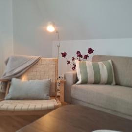 Bright 3-room apartment - space for family & friends