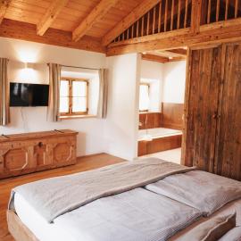 Chalet Zugspitze, Kamin, Tiere, hotel a Wackersberg