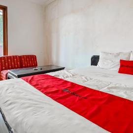 RedDoorz near Treetop Adventure Kopeng, hotel v destinaci Kopeng