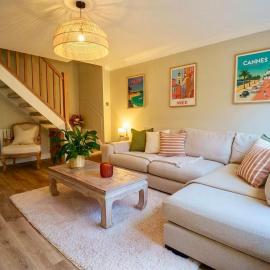 2 Bed Family Home - The Retreat