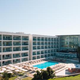 Crowne Plaza - Caparica Lisbon โรงแรมในกอสตา ดา กาปาริกา