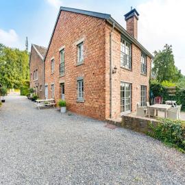 De Appelgaard Voeren Estate, hotel sa Berg