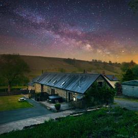 Sycamore Tree Barn