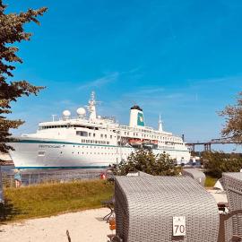 Kanal-Haus "Das Gästehaus direkt am Nord-Ostsee-Kanal", hotel en Osterrönfeld