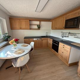 Süße Einliegerwohnung mit Garten