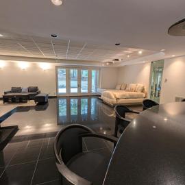 Luxurious large private space with Sauna, Gym and Office