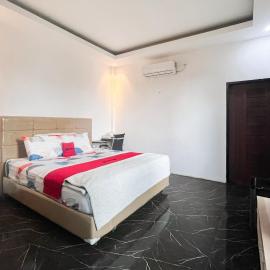 RedDoorz Syariah at Suatu Villa IKN, hotel u gradu 'Sepaku'