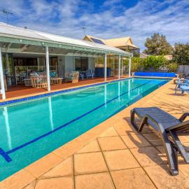 Pool and Putt Paradise, hotel sa Dunsborough