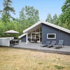 1477-Aakirkeby-Strandparken-13, hotel u gradu 'Vester Sømarken'