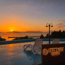 Brown Dote Hotel Geunpohang, hotell i Geoje