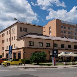 Hotel Piramida, hotel Mariborban