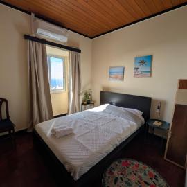 Janela da Aldeia, hotel a Lomba