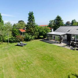 3 Bedroom Stunning Home In Odder, hotel en Odder