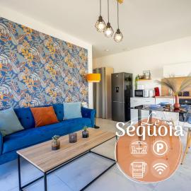 Le Séquoia - Maison individuelle, Terrasse, Parking privé, hotell sihtkohas Saix
