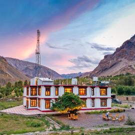 Zostel Homes Tabo, hotel en Tabo
