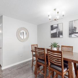 stylish townhome, sleeps 8, pet friendly