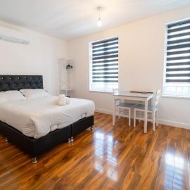 Centra High Road, hotel in London