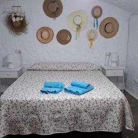 Cueva la Tita del Pan, hotel u gradu Bácor