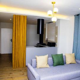 Chris Resplendent Apartments