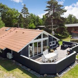 M17026-Vaeggerlose-Tiliavej-12, Hotel in Marielyst