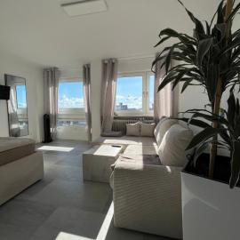 City Apartement mit Seeblick, TOPLAGE Stadtblick, Shopping & 1 Minute zum Bodensee