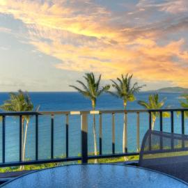 Penthouse Condo with Panoramic Ocean Views, Hotel in Princeville