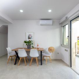 Oasis Apartments, hotel a Ipsos