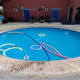 Casa com Piscina Grande em Salinas, hotelli kohteessa Salinópolis