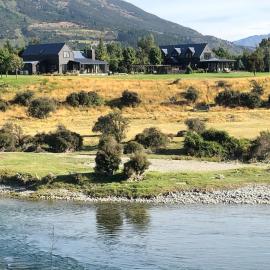Te Awa Lodge Riverside retreat