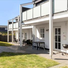 TV1280-Bindslev-Tannisbugtvej-49-D-Nr-5, hotel in Bindslev