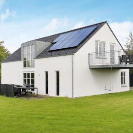 10 person holiday home in Ranum