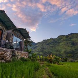 Du Già Khánh Chung homestay