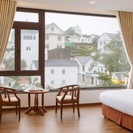 Farmstay NC - Boutique Hotel, hotel u gradu Da Lat