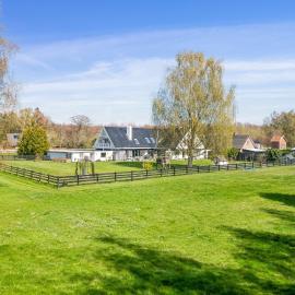 Dutchies-dk, hotel in Væggerløse