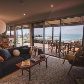 Penny Shack - Incredible sea views and just two minutes to the ferry