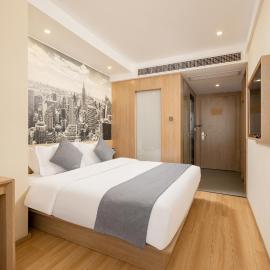 智尚酒店杭州西湖湖滨浙一店, hotelli kohteessa Hangzhou