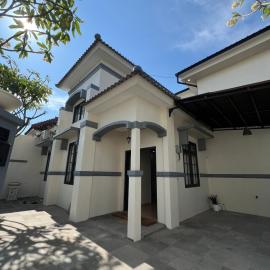 Kita Home Plamongan Indah, hotel a Brumbung