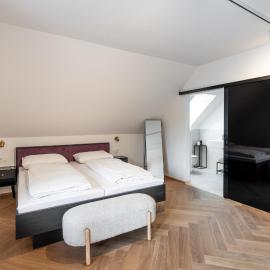 SISTERS Haus Hotel Garni, hotell i Jennersdorf