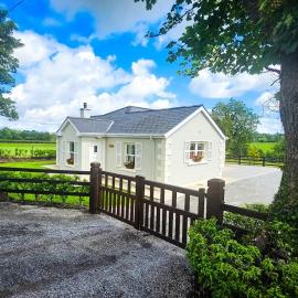 Devlin's cottage near Slane, hotel en Slane