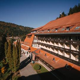 Hotel Ciucas, готель у місті Беїле-Тушнад